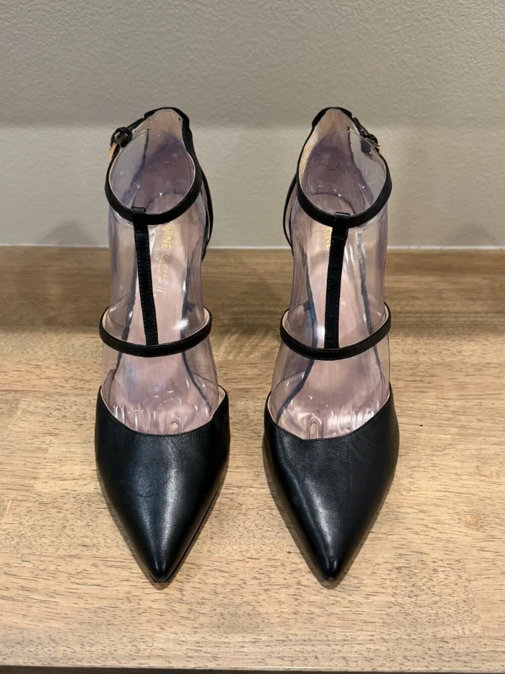 Nine West Black Pointed Toe T-Strap Heeled Sandals Size 9.5